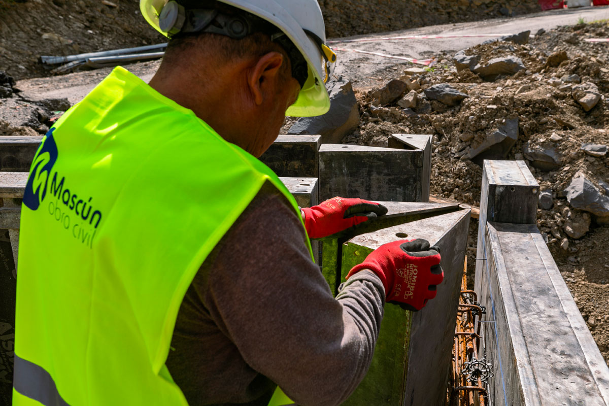 Reparación y acondicionamiento del puente de la carretera entre Borau y Aísa (Huesca) - Mascún Obra Civil