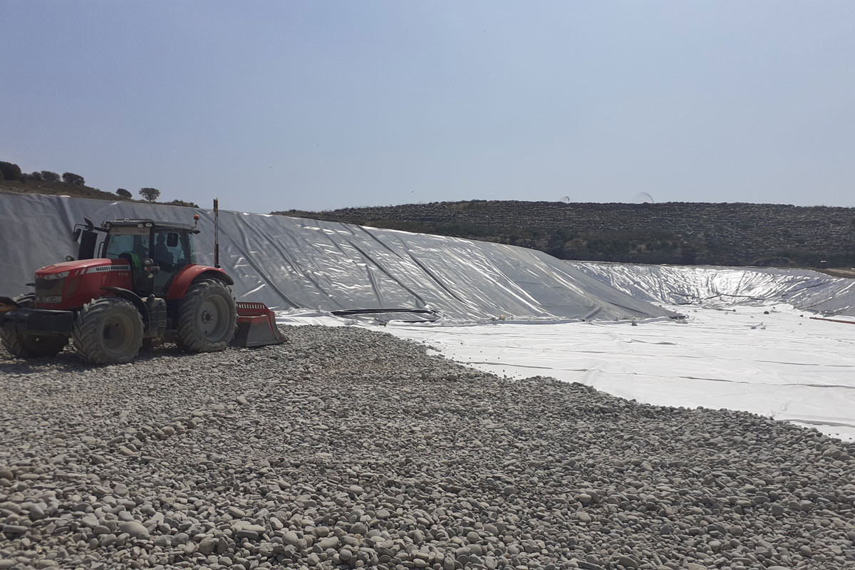 Construcción de un nuevo vaso y sellado de la celda 1 del vertedero supracomarcal en Barbastro (Huesca) - Mascún Obra Civil