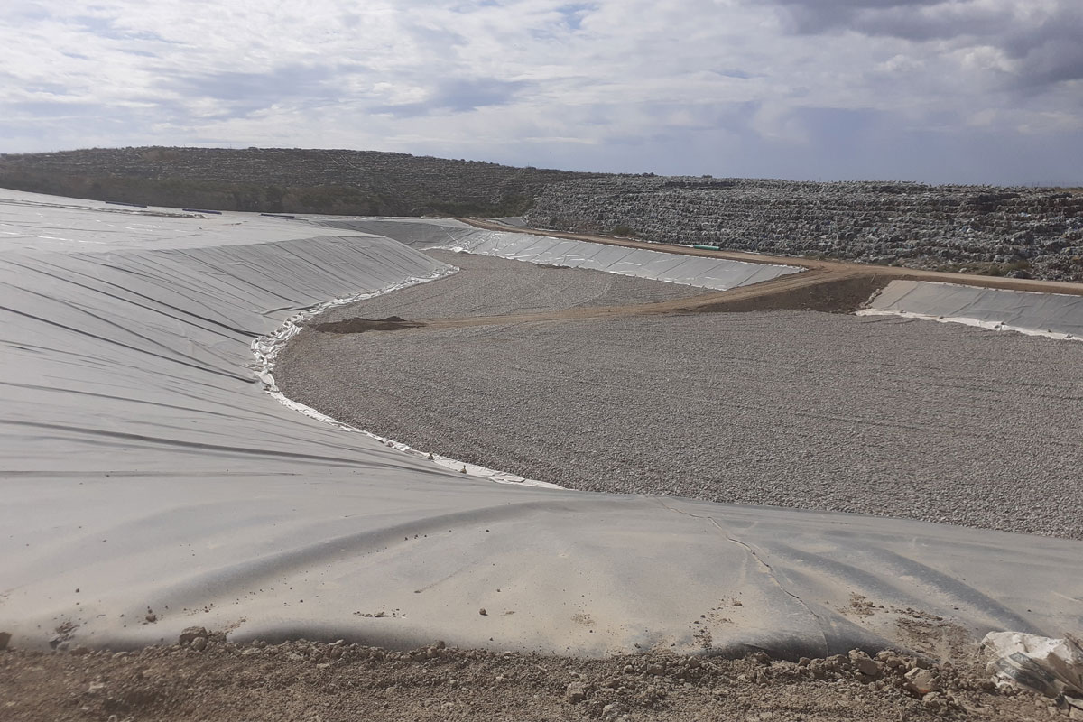 Construcción de un nuevo vaso y sellado de la celda 1 del vertedero supracomarcal en Barbastro (Huesca) - Mascún Obra Civil